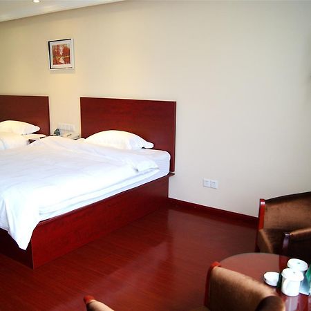 Shell Jiangsu Suzhou Industry District Spotrts Center Jinliang Street Hotel Exterior photo